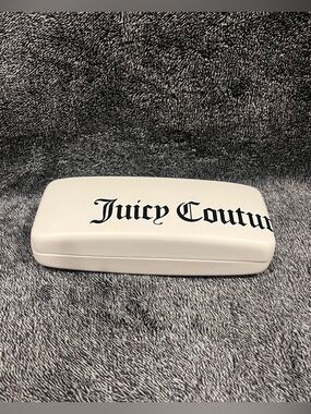 Juicy Couture hard clamshell eyeglass or sunglass case white hard clamshell